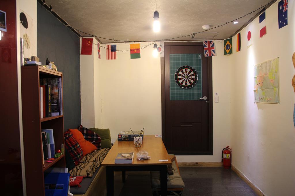 Backpackers' House Hotel Busan Ngoại thất bức ảnh