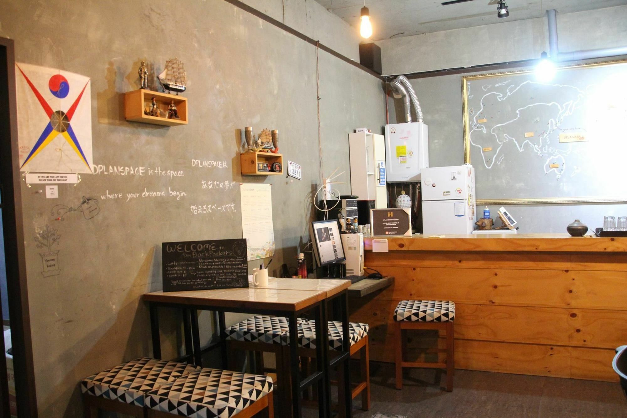 Backpackers' House Hotel Busan Ngoại thất bức ảnh